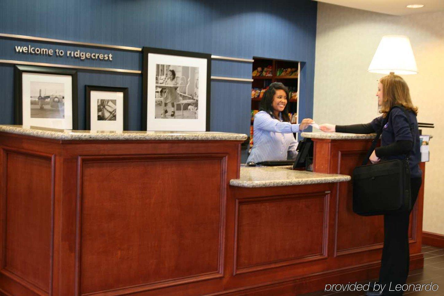 Hampton Inn & Suites Риджкрест Інтер'єр фото